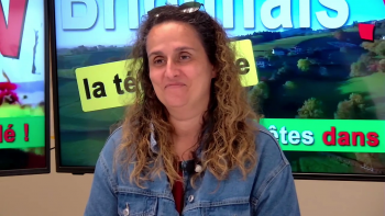 Mag 1er mai 2023 - Sandra Paulo (Salon de la fête des mères Vougy)