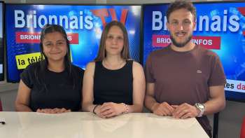 Mag 3 août 2025 - Tohémi Zouaoui, Fyona Clain et Aloïse Pruvot (équipe féminine de Futsal collège de Marcigny)